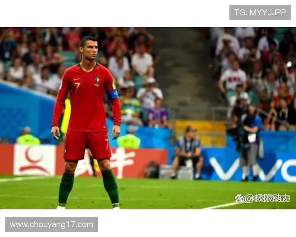 C罗倒钩惊艳全场球迷称其打破物理法则与时间静止的传奇瞬间