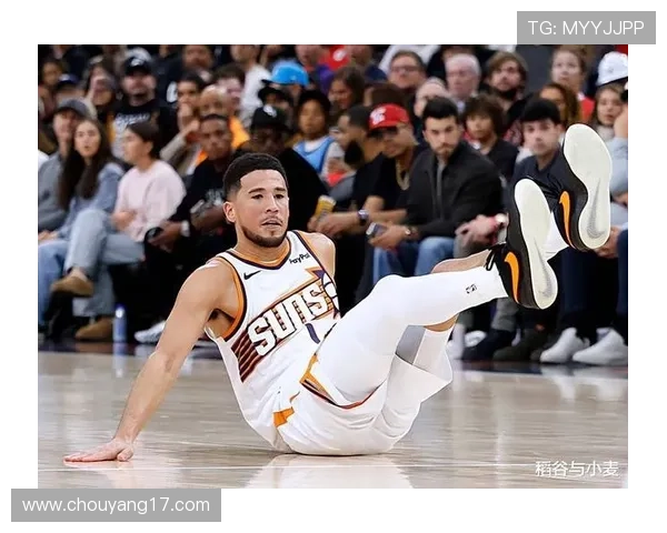 太阳主帅称布克将更多担任控卫角色提升球队进攻效率